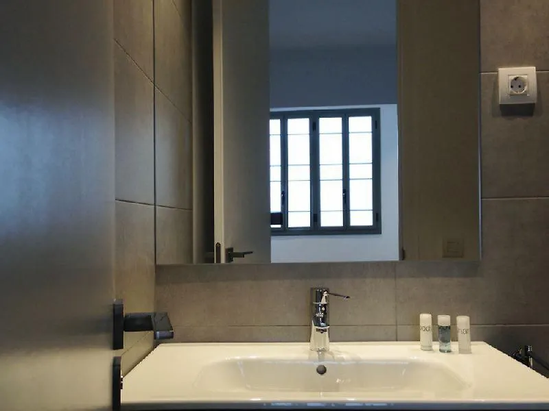 Barcelona Apartment Viladomat