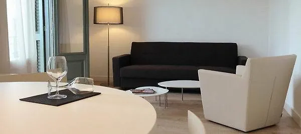 Barcelona Apartment Viladomat